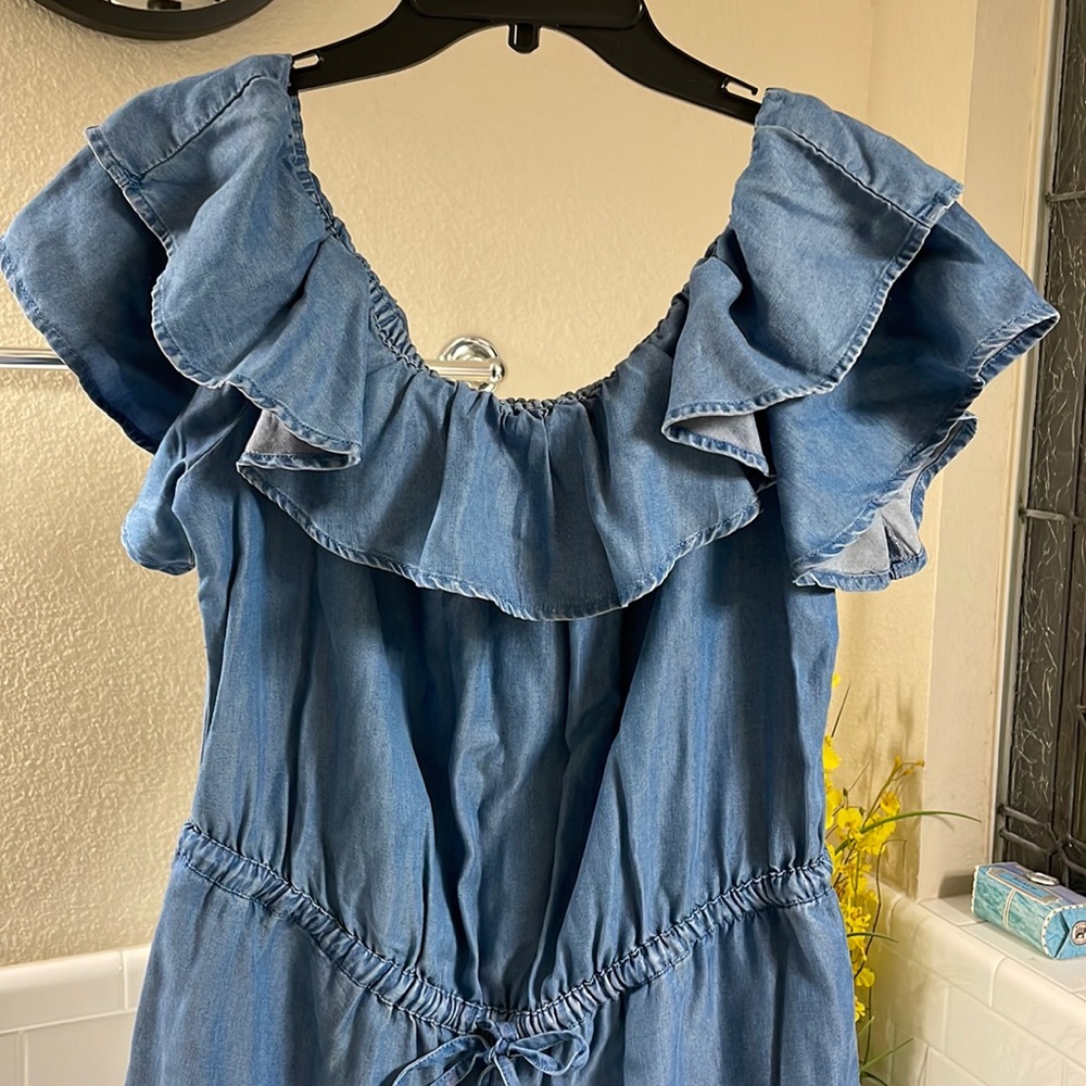 LOFT wide leg cropped chambray blue jumpsuit . NEW without tags . Size Large